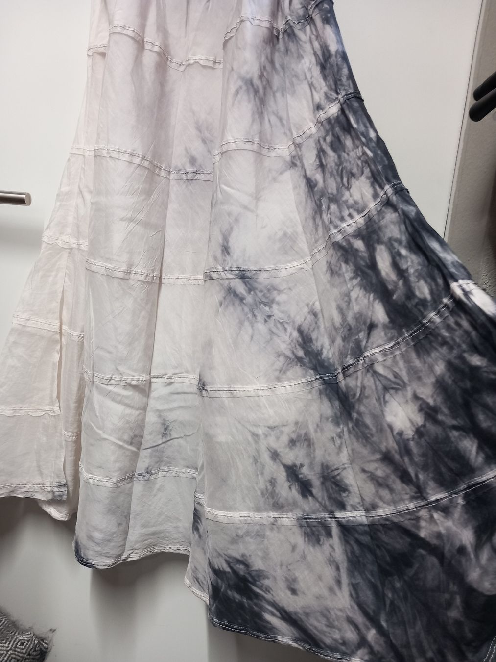 Nile Kleider: NILE Atelier Batik Kleid Gr. M  Baumwolle Seide – Gebraucht aus Merligen von muss_haben 3