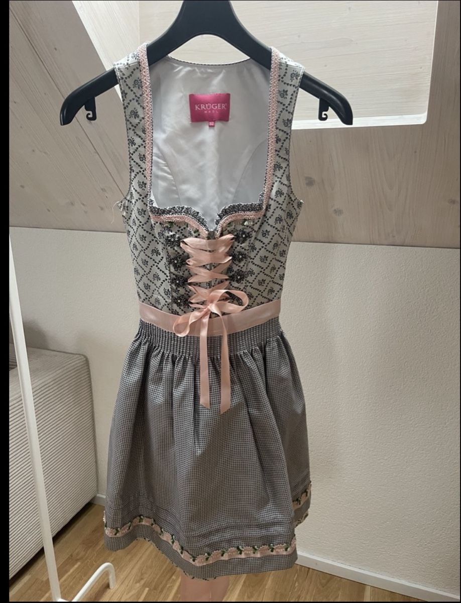 Krüger Vestiti: Krüger Dirndl – Usato da Bauma venduto da darco.monnerini