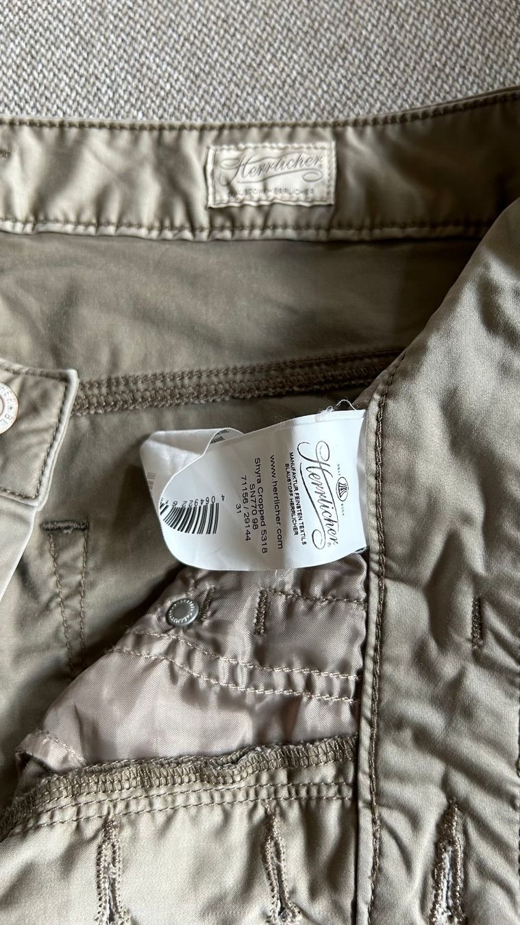 Herrlicher Hosen: Damenhose von Herrlicher, Grösse 31 – Neu (gemäss Beschreibung) aus Innertkirchen von Urbachtal 2