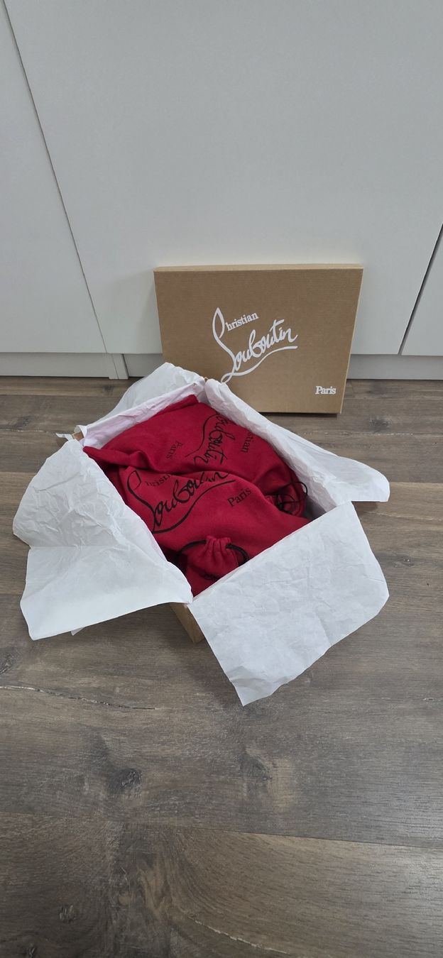 Christian Louboutin Damenschuhe: louboutin – Gebraucht aus Châtel-St-Denis von asv_8r9m 4