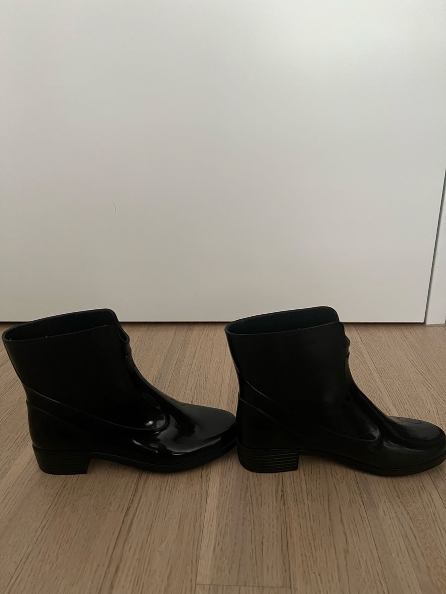 Scarpe da donna: Gummistiefel schwarz  – Usato da Dietikon venduto da Mischi2167 1