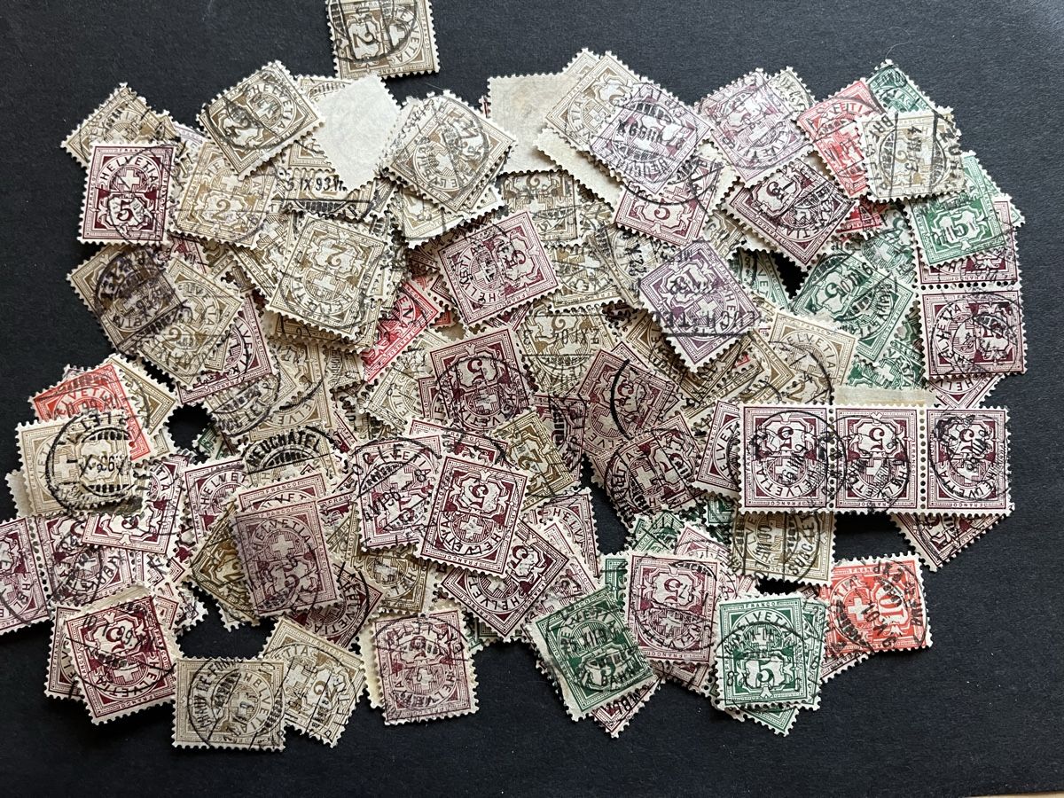 Tutti i francobolli: VRAC Timbres CH Type Chiffre – Usato da Sottens venduto da thigroux