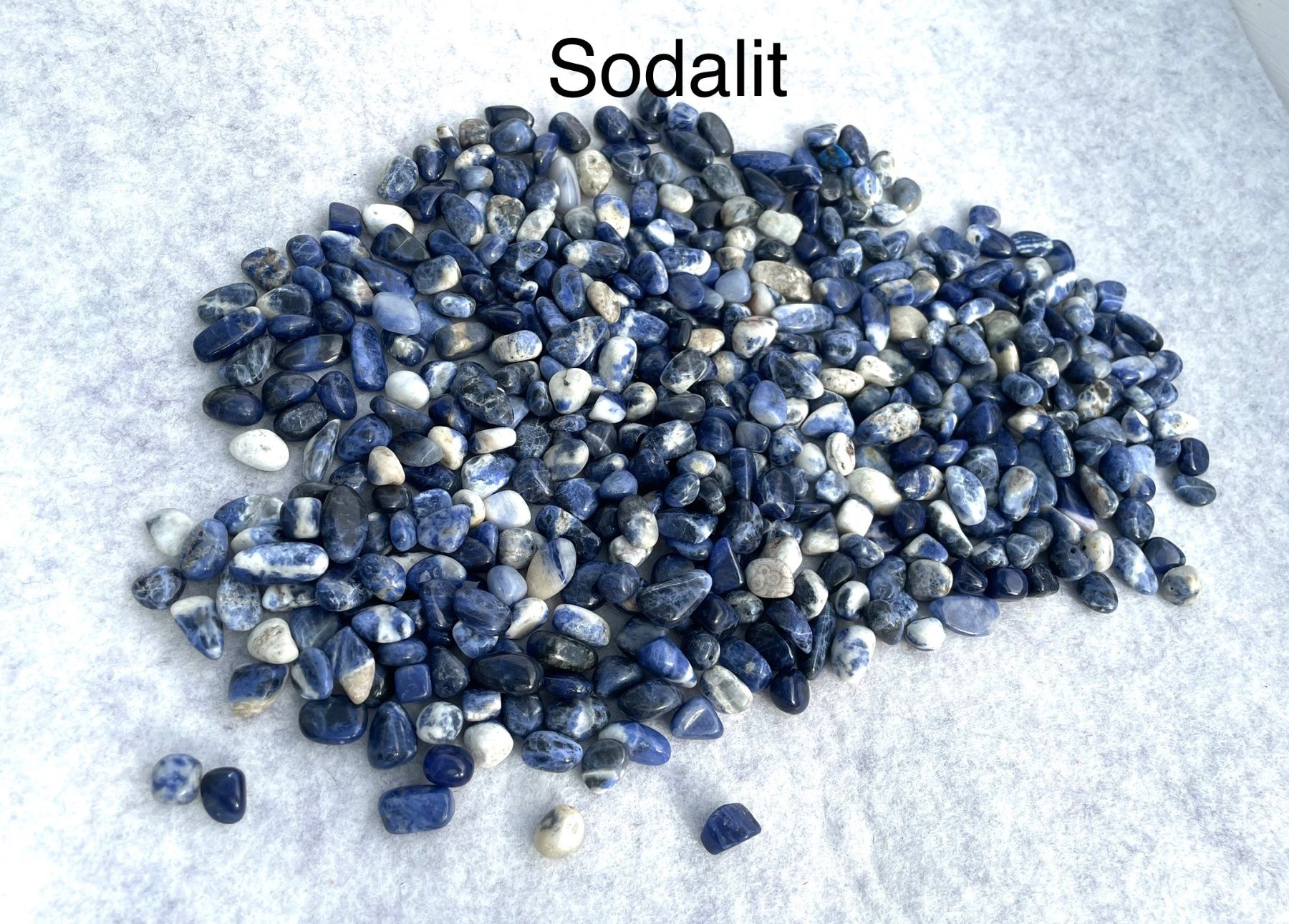 Pietre preziose: Trommelsteine  Sodalit     top Farben     250g    Sodalithe – Nuovo e nell'imballaggio originale da Leuggern venduto da gemshow 1