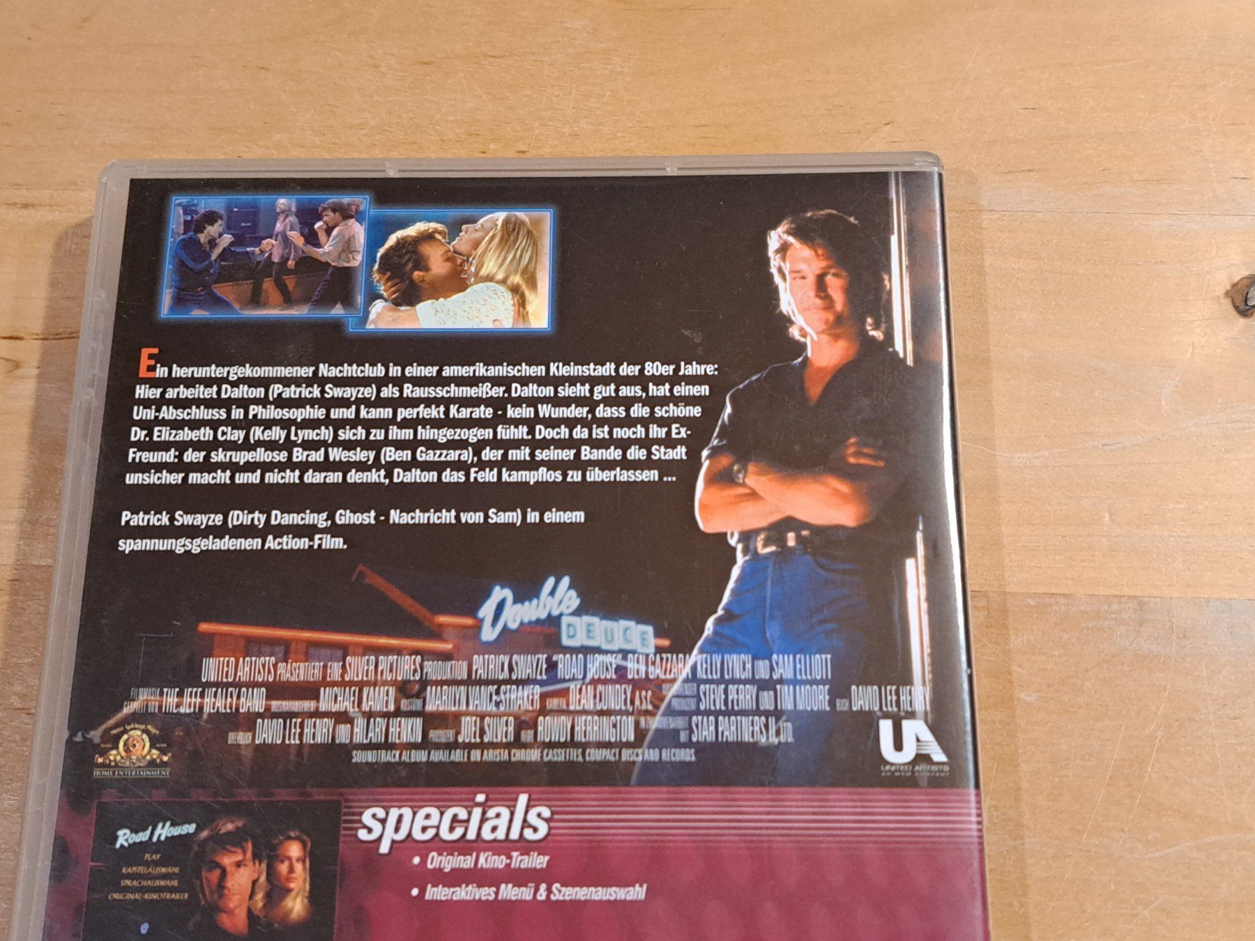 Tutti i DVDs: DVD Road House mit Patrick Swayze, UNCUT – Usato da Unterseen venduto da Kanica 2