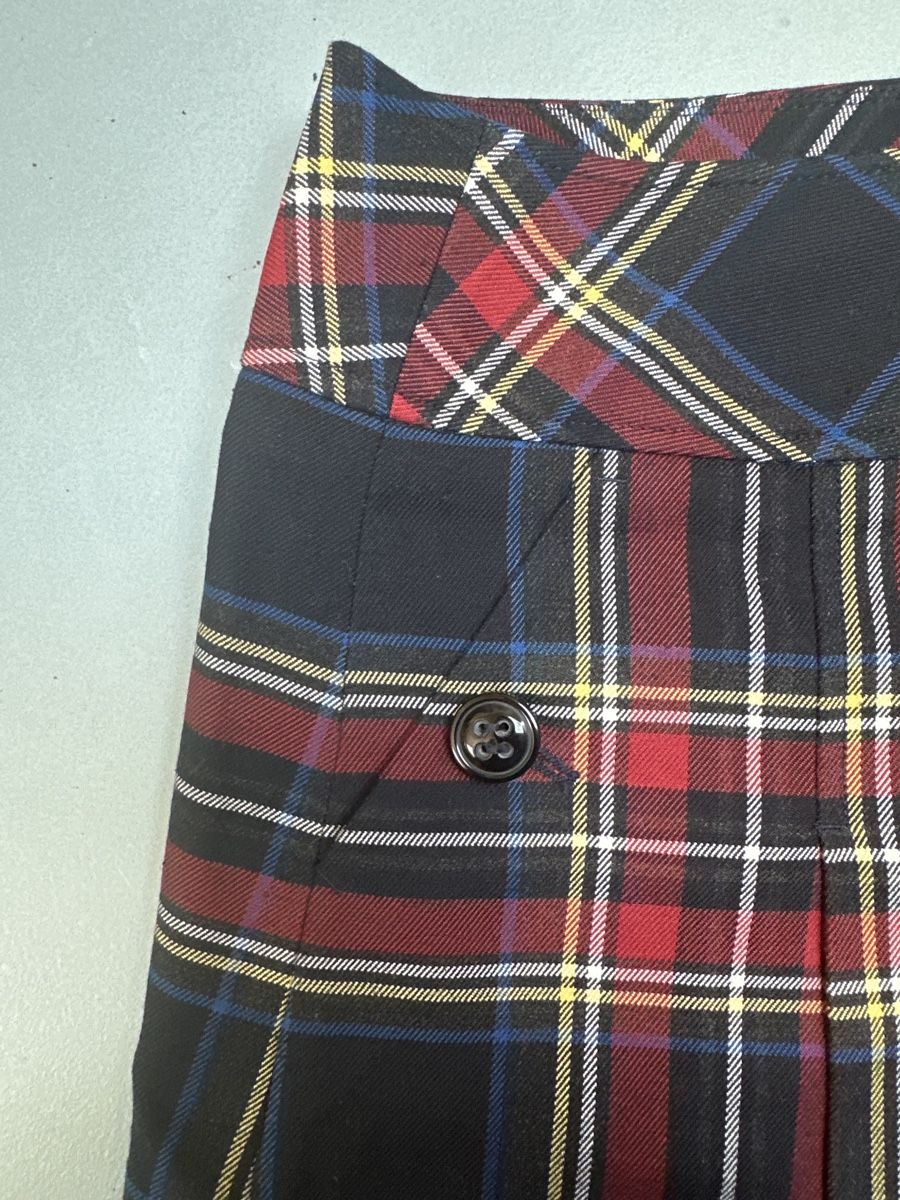 Esprit Röcke: Schottischer Minirock mit Karomuster - Grösse 38 Herbstlook – Gebraucht aus Leuk-Stadt von 2thcircle 3