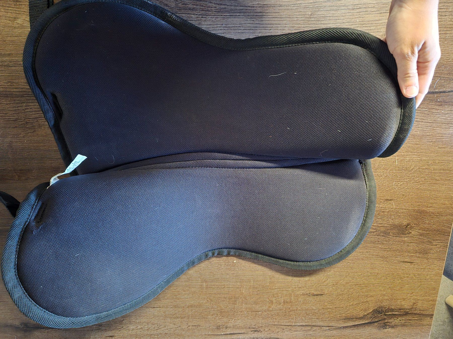 Briglie & Cavezze: Felix Bühler Memory Foam Sattelunterlage – Usato da Meggen venduto da Orrinka20 3