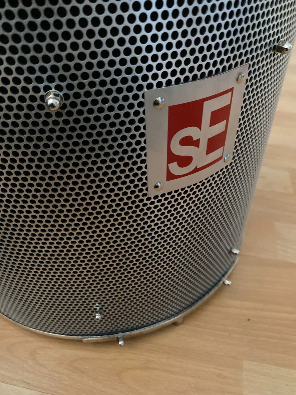 Microphones: sE2200a MICROPHONE + Reflection Filter-Pop Screen-Suspension – D'occasion à Onex par Danislas 4