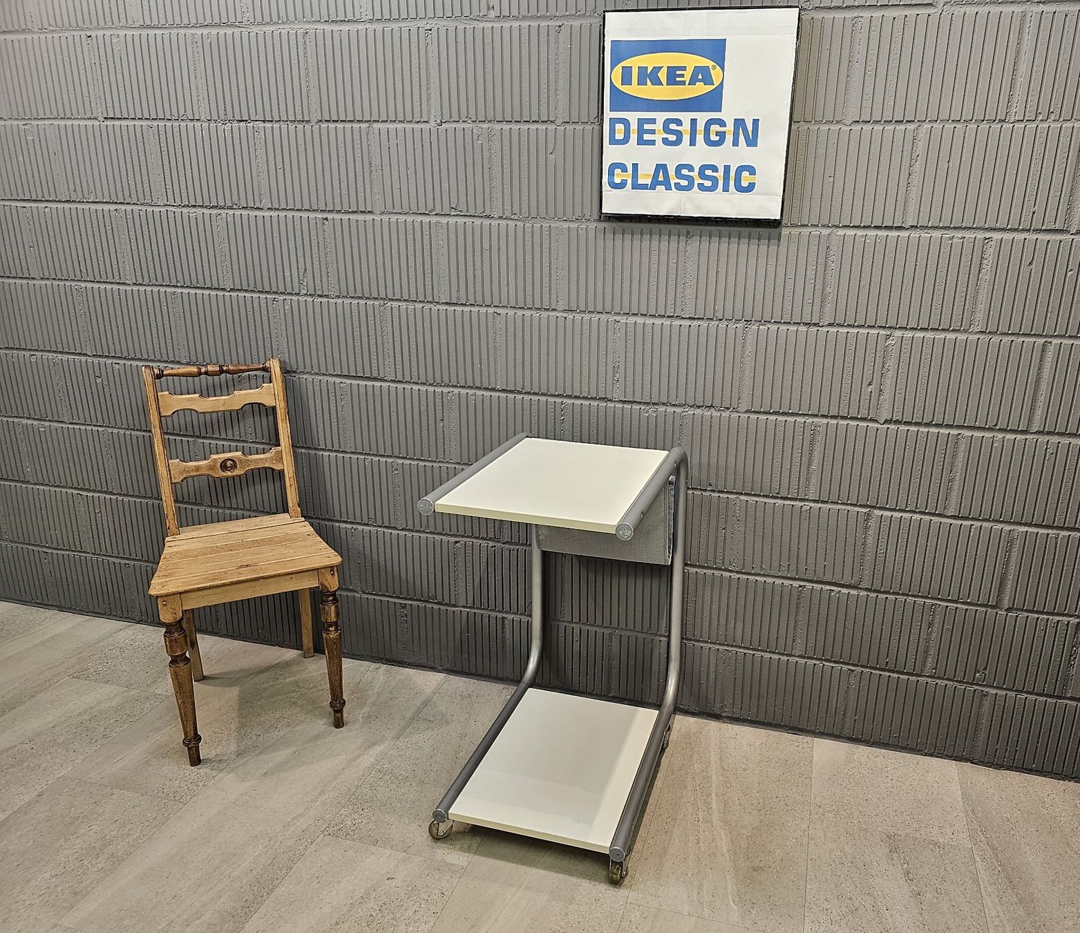 Carrelli di servizio: IKEA 1980 STRAJK Serving Trolley, Tomas Jelinek Side Table – Usato da Nottwil venduto da Wondewa-Shop 6