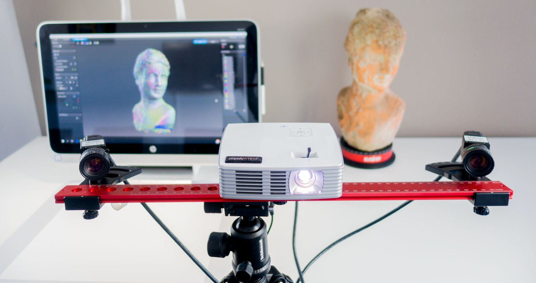 Scanneurs: HP pro  S3 3D Scanner mit stereokamera – D'occasion à Grabserberg par Barclay