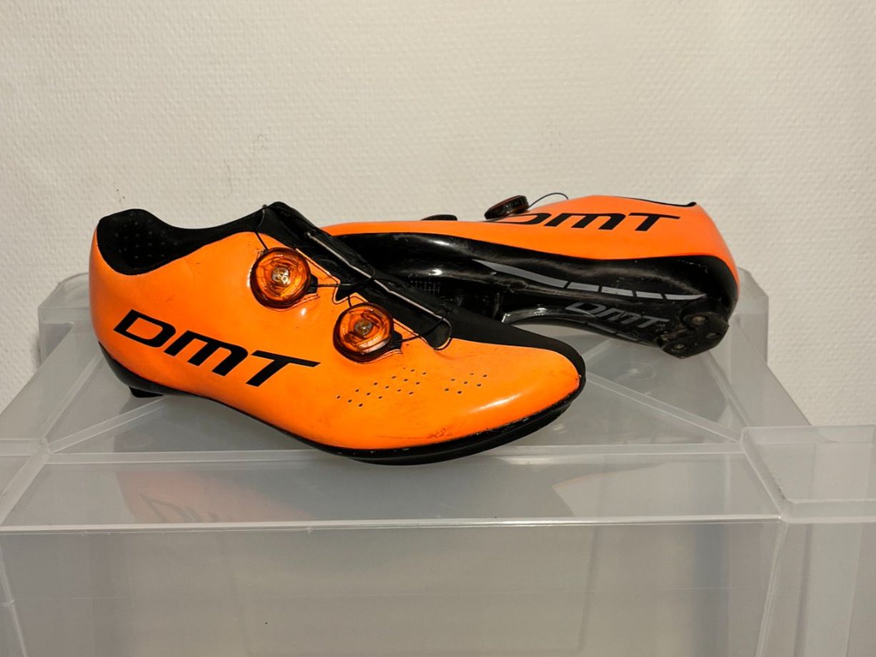 Herrenschuhe: DMT R1 Carbon Rennradschuh 42.5 – Gebraucht aus Bern von tommepomme