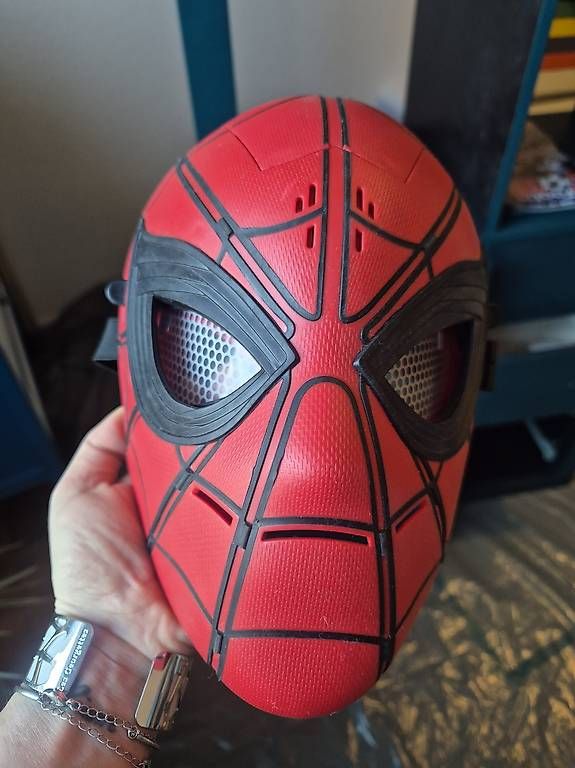 Masques: Masque Spiderman avec effets sonores  – D'occasion à Crissier par nat_cdb8 1