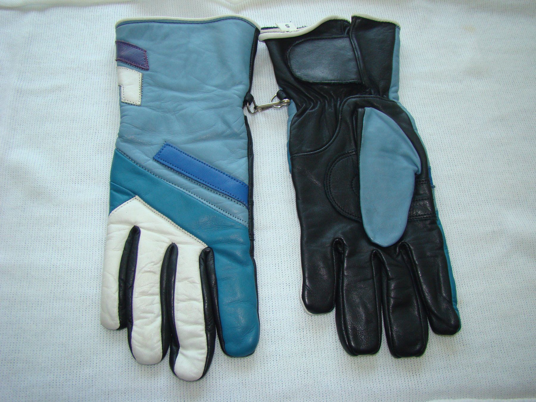 Guanti & manicotti: Motorradhandschuhe versch. blau Leder Grösse S – Usato da Malters venduto da burzi