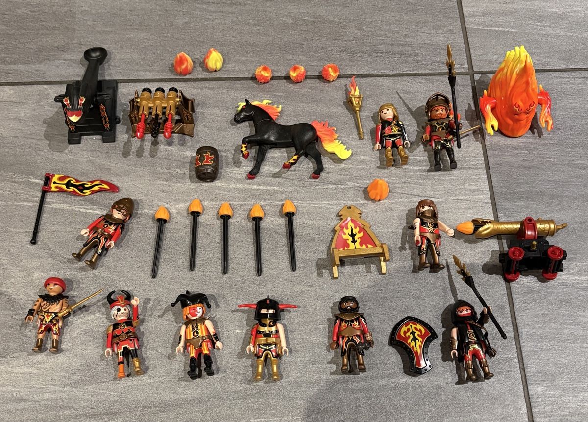 Playmobil Giocattoli: Playmobil Burnham Raiders Set – Usato da Villmergen venduto da Mercedes405