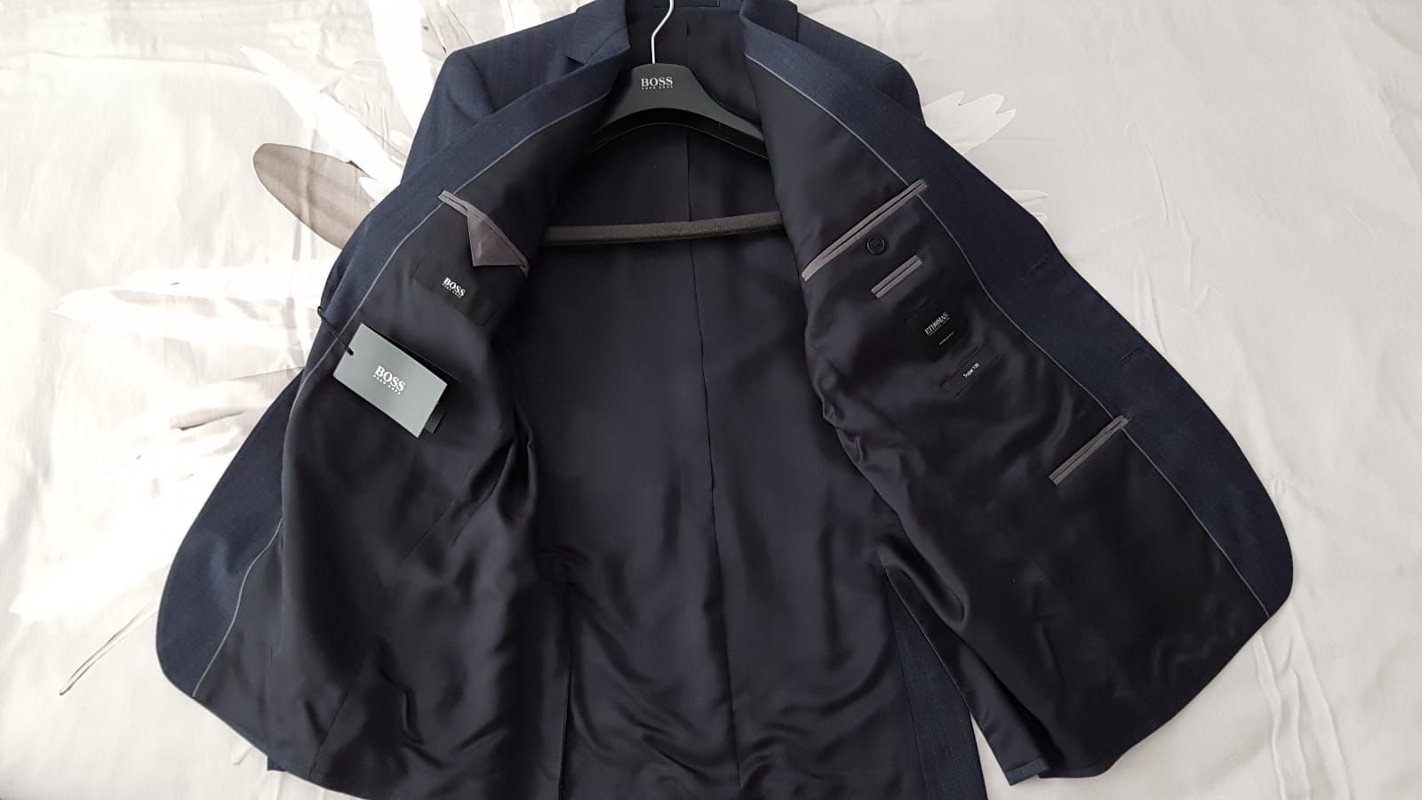 Hugo Boss Completi: Herrenanzug Hugo Boss Gr.46 neu. – Nuovo e nell'imballaggio originale da Zürich venduto da ata_c8nh 5