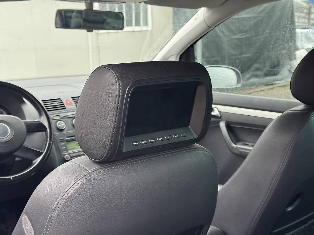 Automobili: VW Touran 2.0 TDI (AUTOMATICA) – Usato da Agno venduto da jonnyautosagl 5