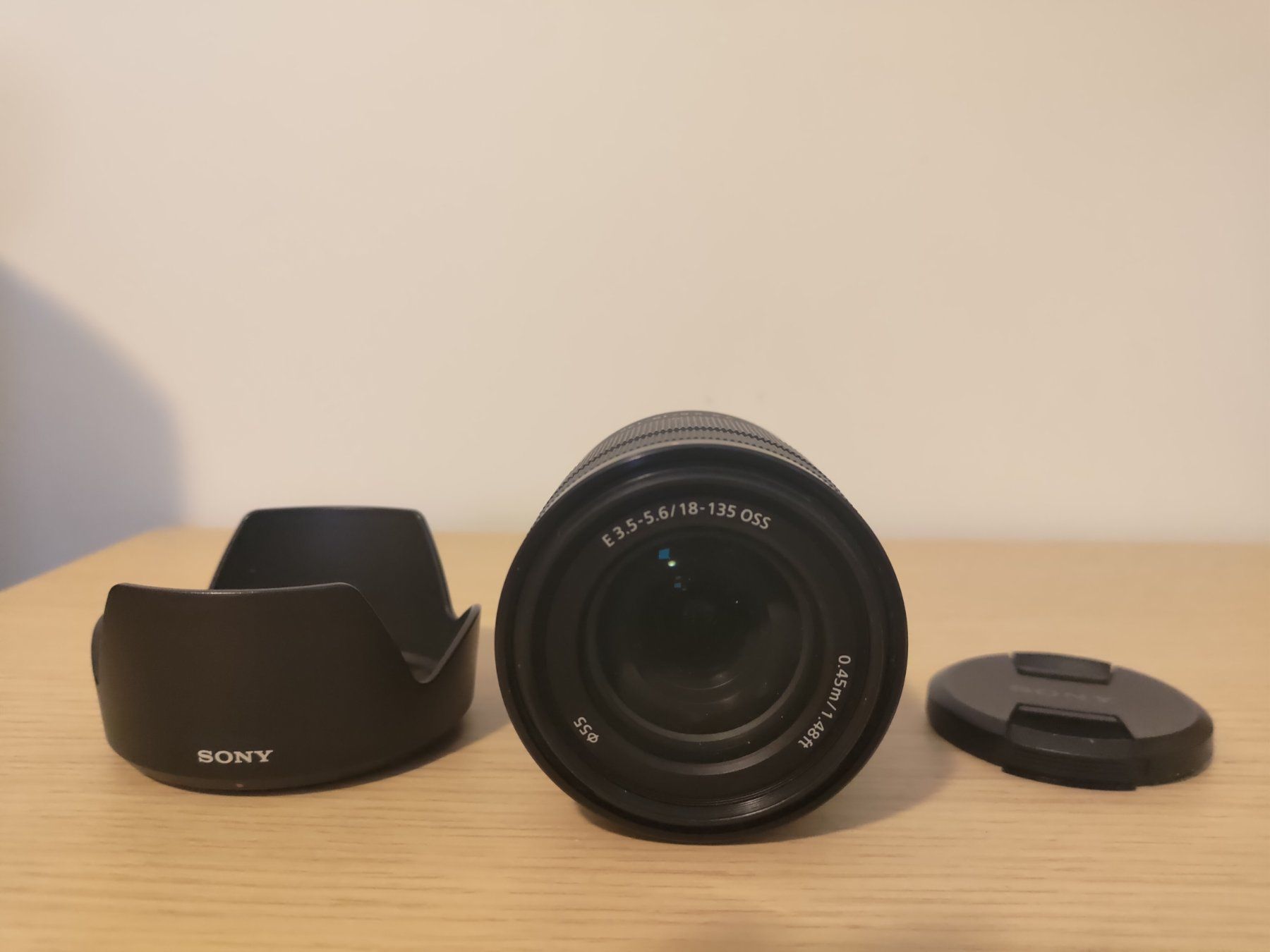 Sony Obiettivi: Sony E 3.5-5.6 / 18-135 OSS – Usato da St-Sulpice VD venduto da bau_6dlc