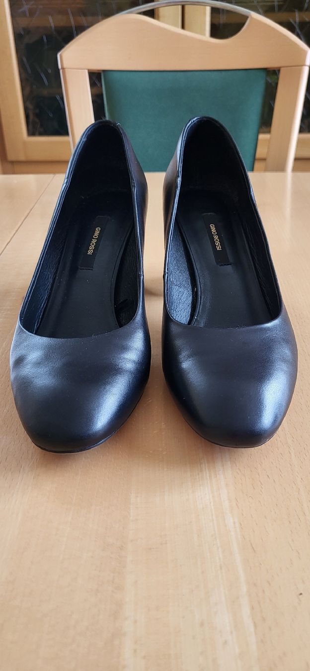 Scarpe da donna: Gino Rossi Lederschuhe Gr. 38 – Nuovo (secondo la descrizione) da Dürrenäsch venduto da DanaW01