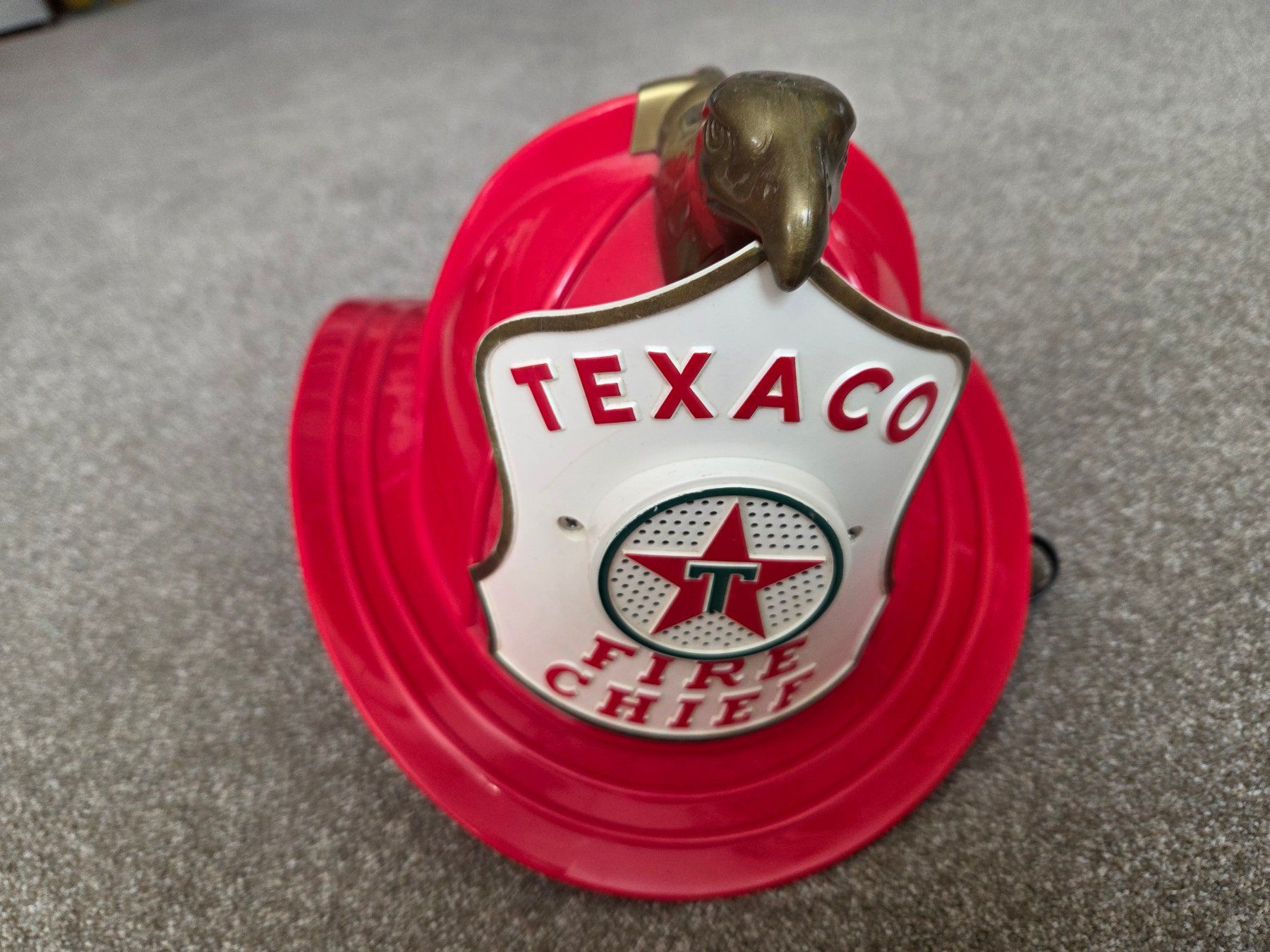 Abiti antichi: TEXACO FIRE CHIEF Kinderhelm – Usato da Mollis venduto da Cadillac58