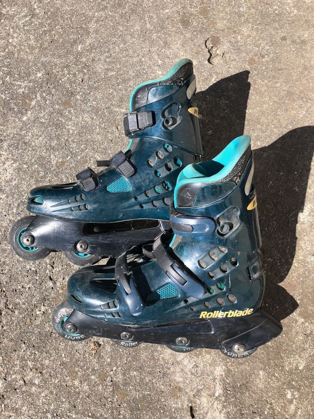 Pattini in linea & Pattini a rotelle: Rollerblade Inlineskate 41 – Usato da Goldingen venduto da Thomas.Perrin