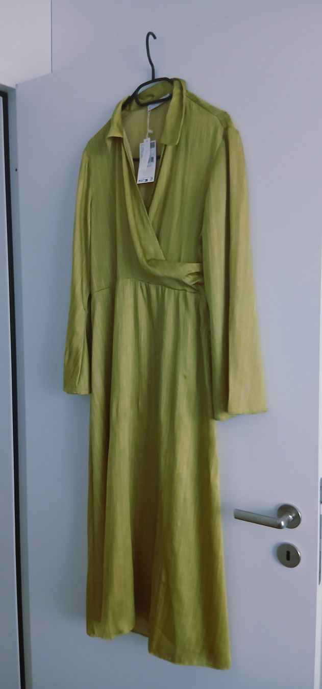 Mango Vestiti: 2 stück kleider von mango NEU GROSSE S – Nuovo e nell'imballaggio originale da Zürich venduto da Eseve