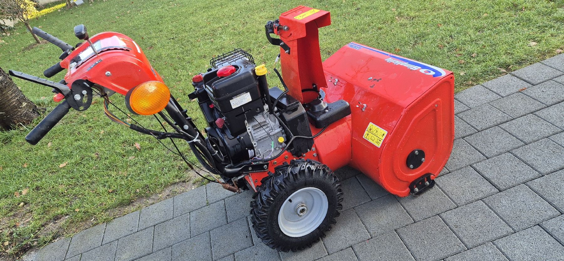 Tutte le macchine: Schneefräse Simplicity L1528EX – Usato da Grenchen venduto da Hz. 1