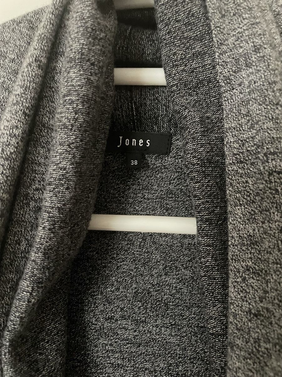 Jones Jacken: Strickjacke Jones Gr. 38 – Gebraucht aus Münchenstein von Kapris 2