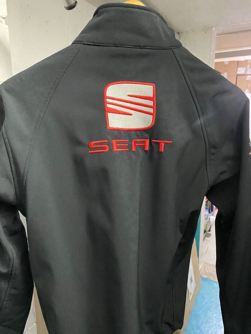 Giacche: Seat Club Softshelljacke – Usato da Lupfig venduto da Pluribus 2
