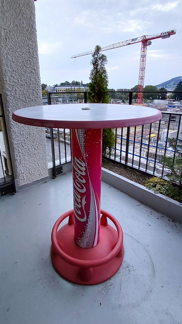 Tables: Coca Cola Stehtisch Bartisch Gartentisch Gastro  – D'occasion à St. Gallen par deetam2005