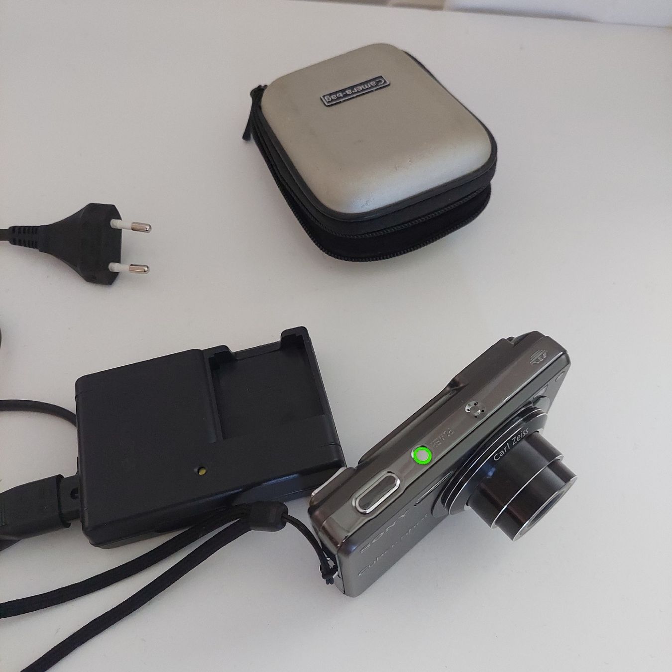 Sony Fotocamera: SONY CYBER-SHOT CARL ZEISS – Usato da Bern venduto da karo123 3