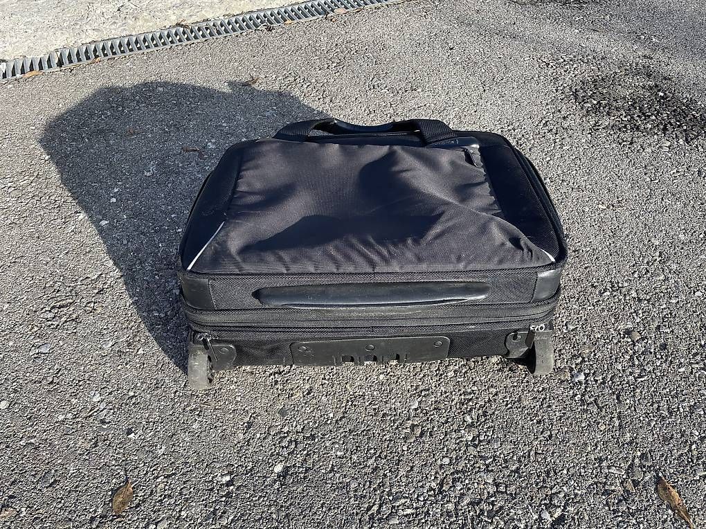 Valigie: Valise Samsonite Noire 28 L – Usato da Essert FR venduto da jcz 4