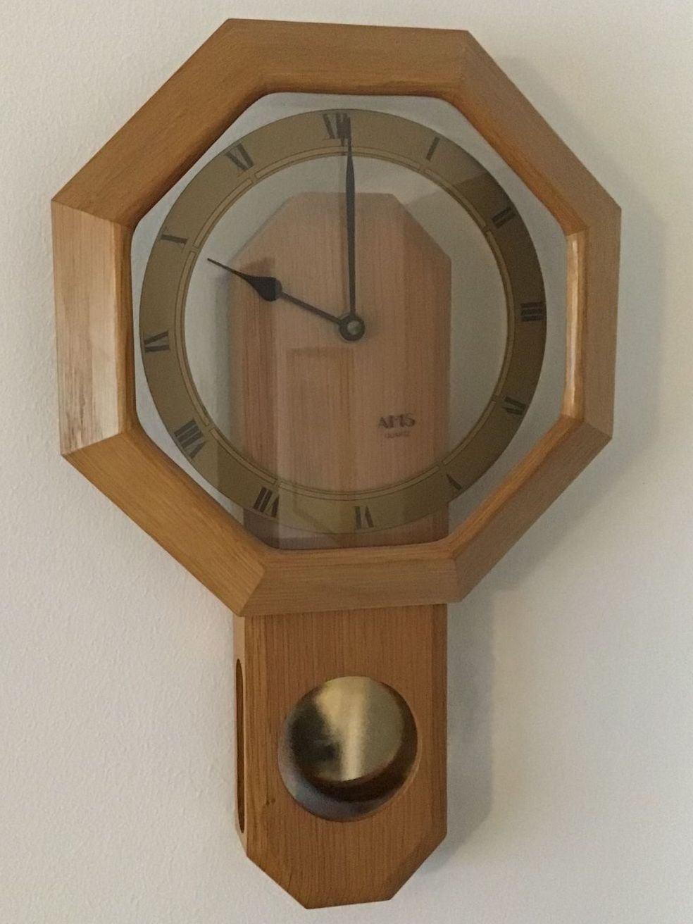 Orologi: Wanduhr mit Pendel / Holz – Usato da Horw venduto da adler65