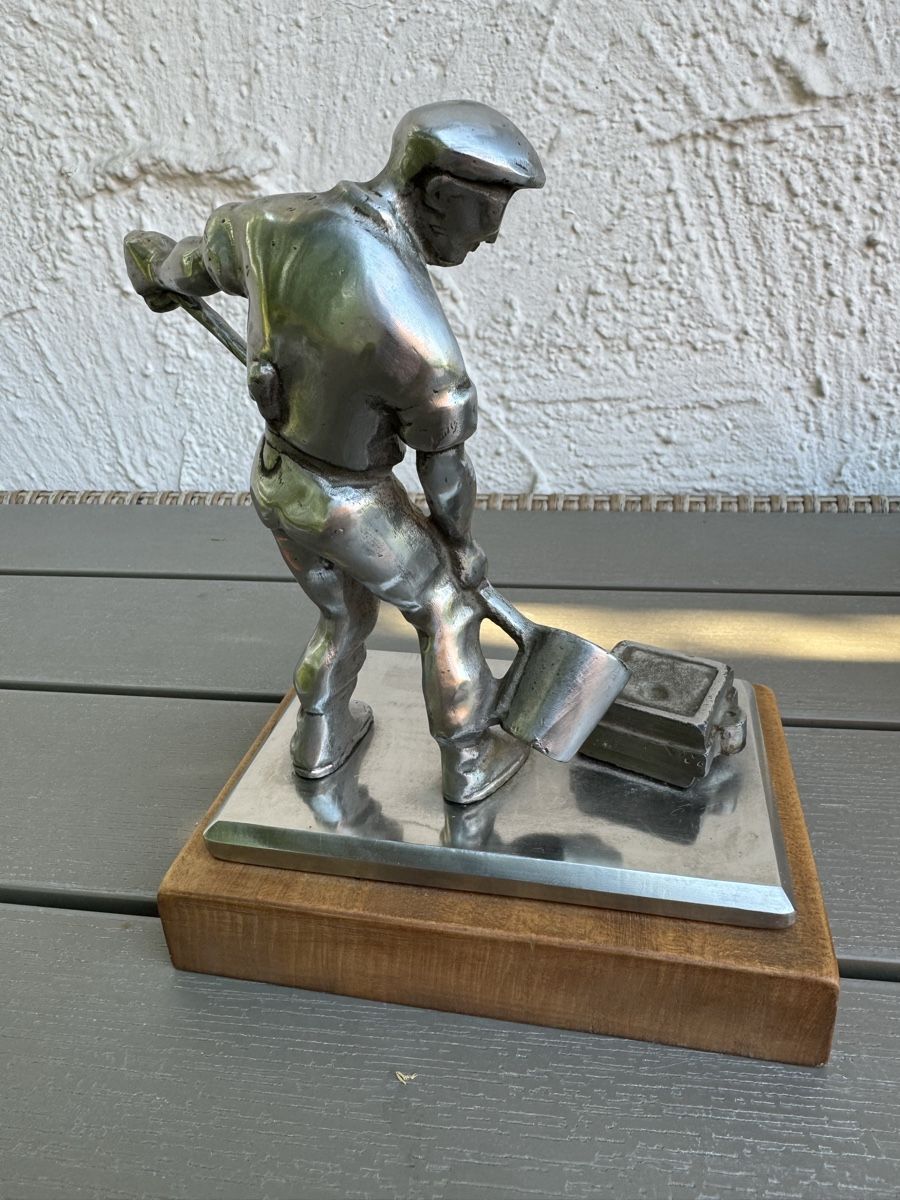 Skulpturen & Statuen: 🔥DDR Statuette Eisengießer Statuette eines Eisengießers Gus – Gebraucht aus Morges von SevArt 3