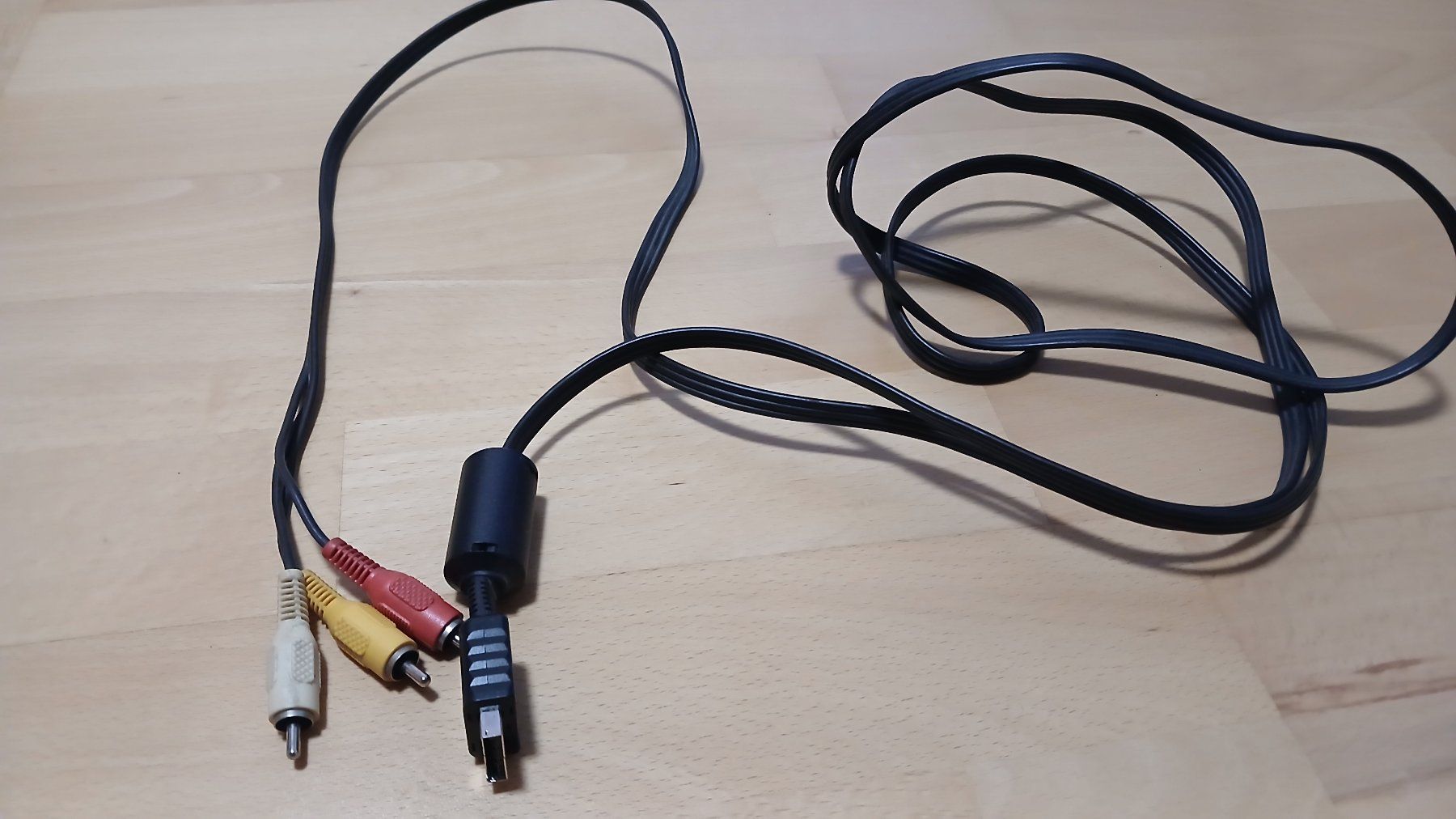 Sony Console: Sony Playstation Scart-Audio-Kabel – Usato da hinwil venduto da tho_j6kz