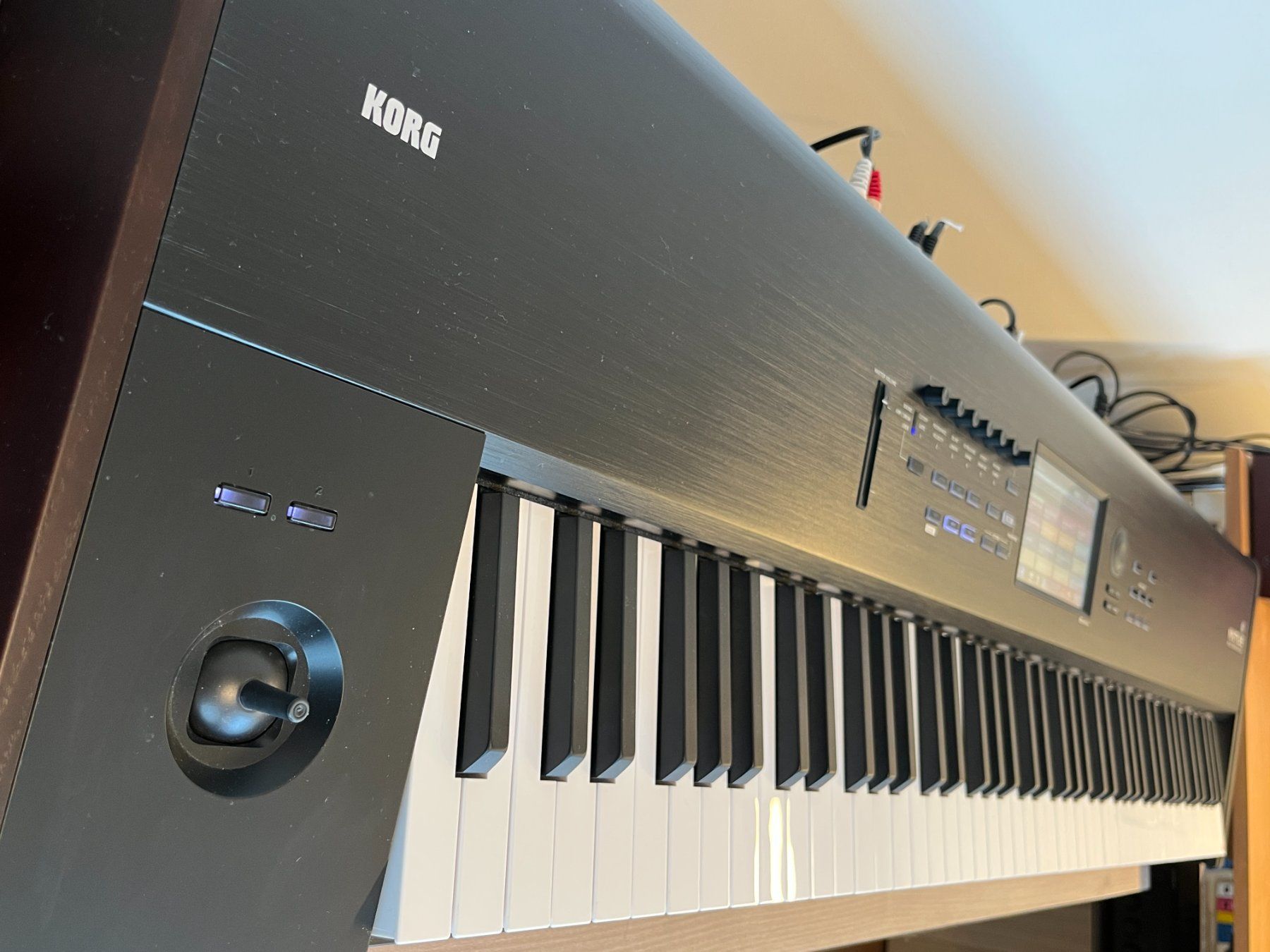 Korg Strumenti musicali: Korg Nautilus 88 AT (Aftertouch) – Usato da Fällanden venduto da Uboller 3