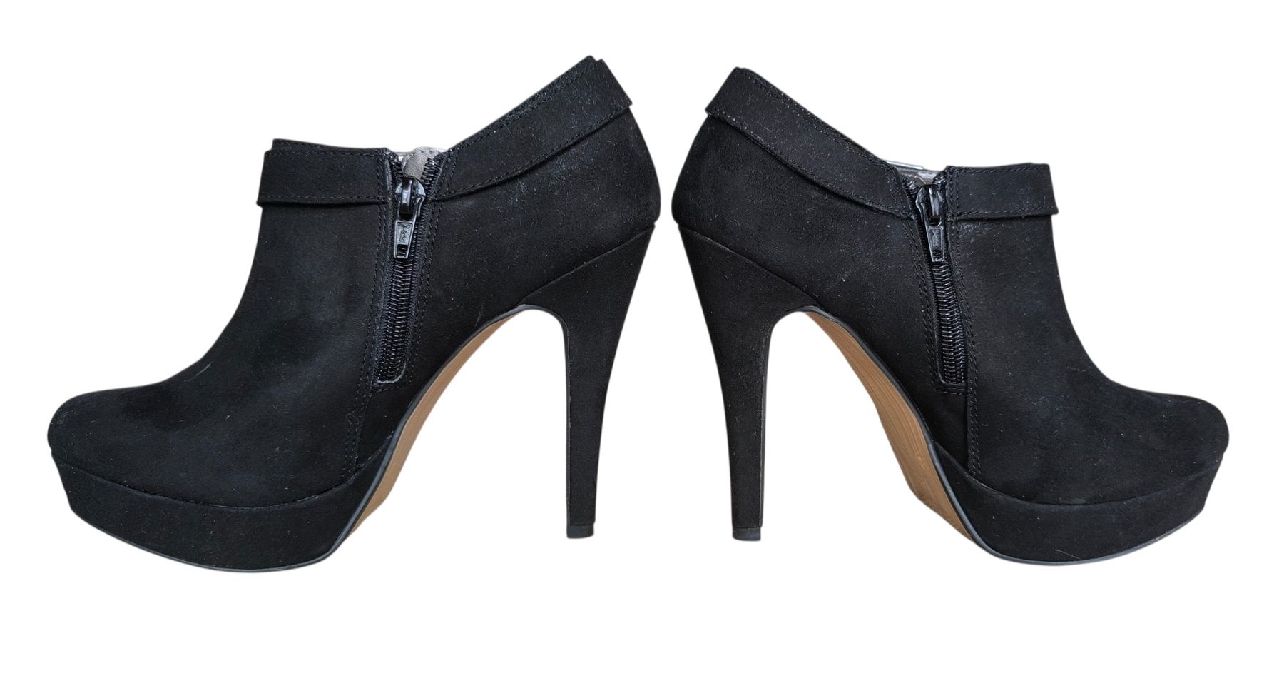 Scarpe da donna: Schwarze Plateau-Stiefeletten mit Absatz, Grösse 37 – Usato da Gettnau venduto da Immortal_ 1