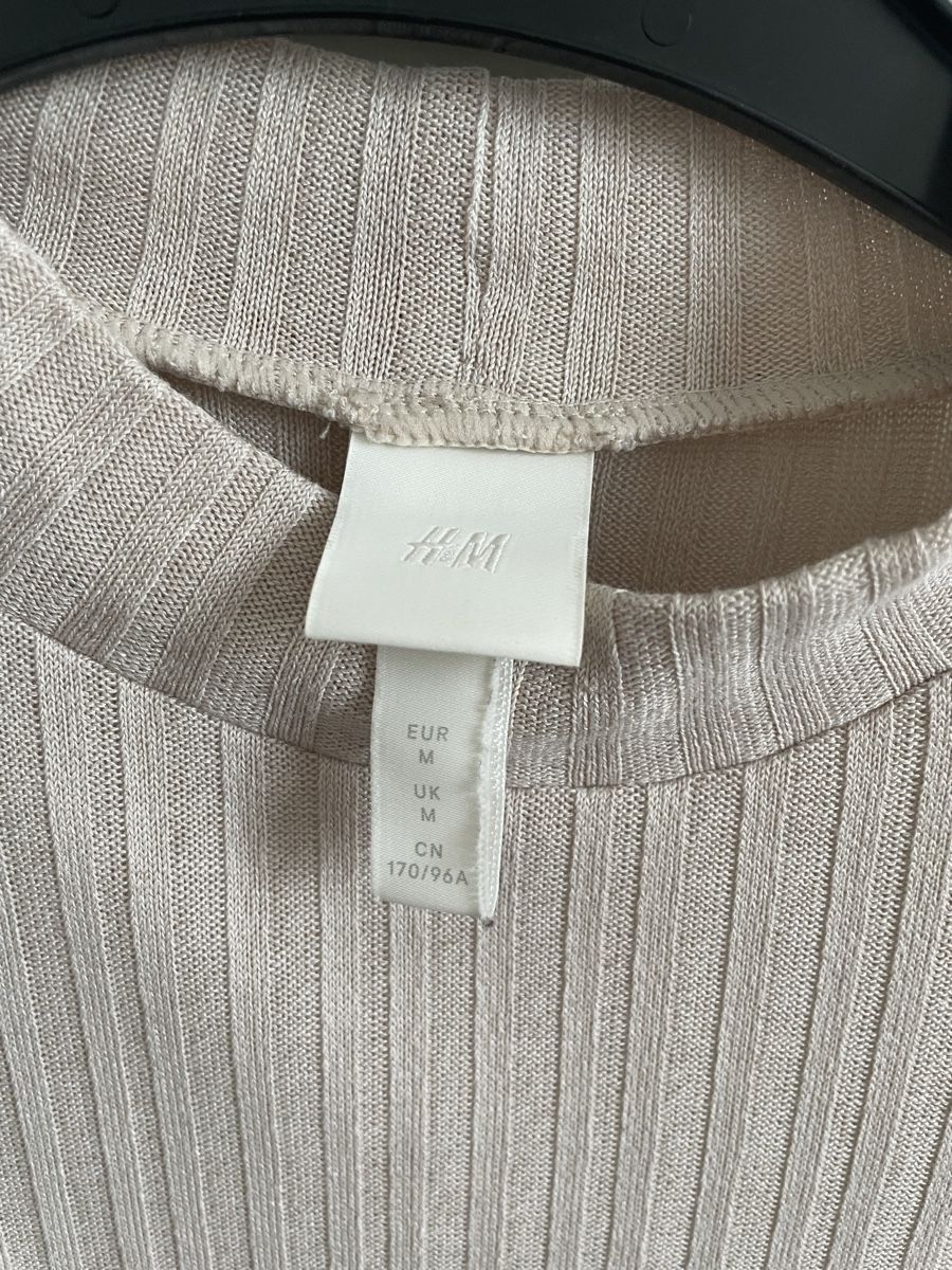 H&M T-shirt: H&M shirt, M/medium – Usato da Baden venduto da CeDe22 2
