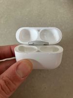 Apple AirPods Pro 1 Charging Case
