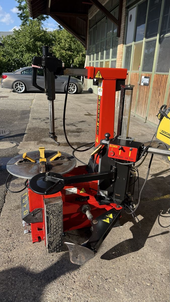 Corghi Tutte le macchine: Corghi 20A 2019RC Pneu-Maschine – Usato da kottwil venduto da kolino 3