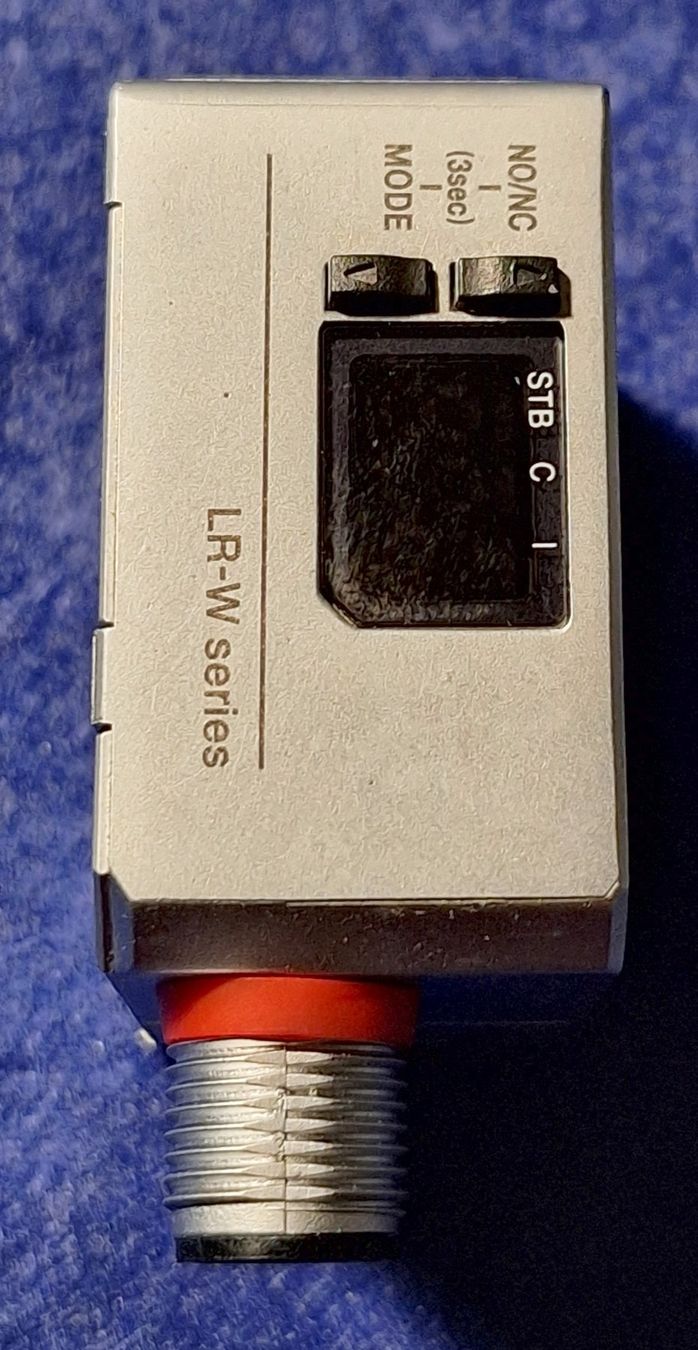 Componenti elettronici: capteur laser Keyence LR-W500C – Usato da Bussy FR venduto da 023 3
