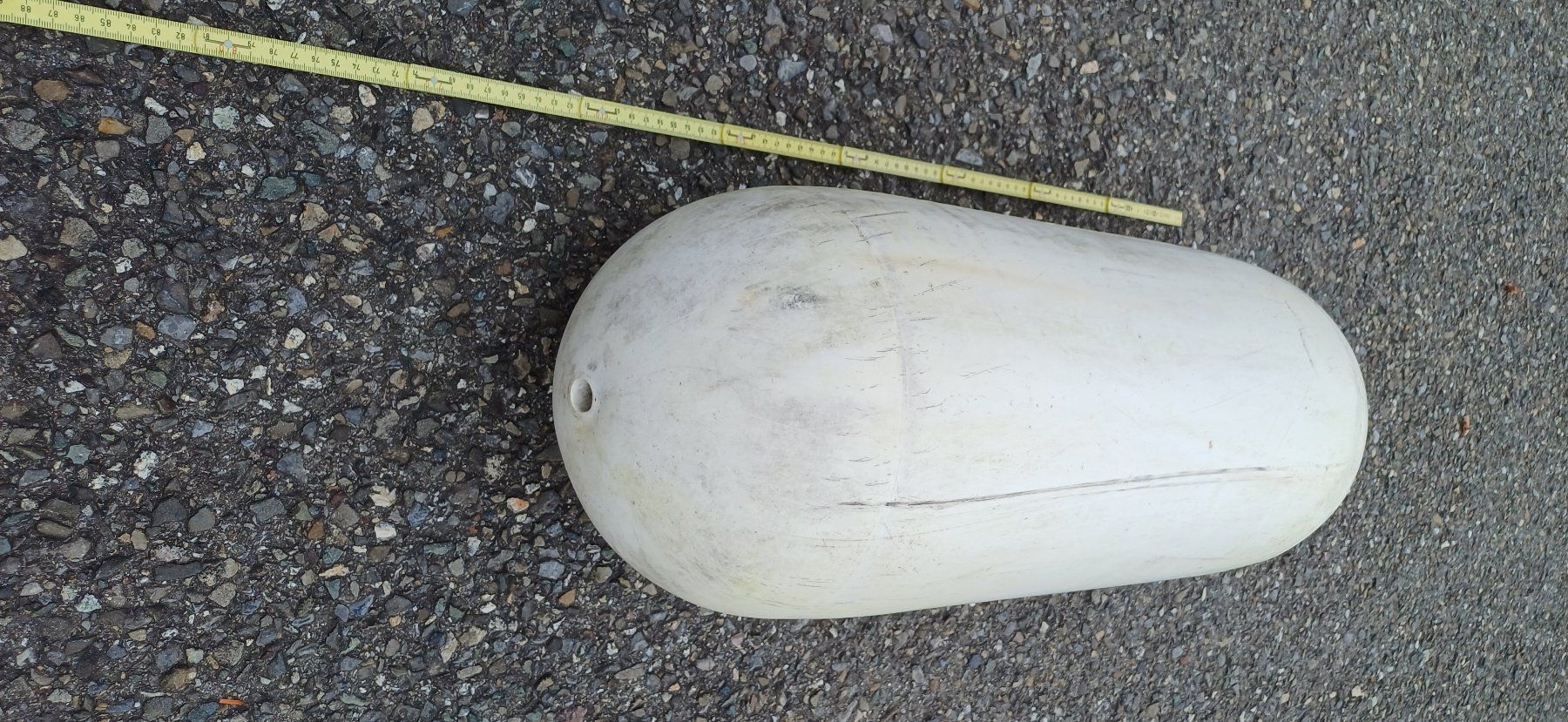 Barche: Bootsfender / Bojenfender weiss gebraucht mit Mittelloch – Usato da Koblenz venduto da Hans-Rudolf_S 4