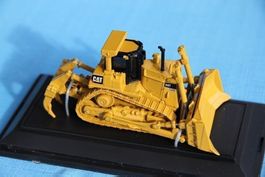 CAT D9T Dozer / Planierraupe, Märklin, Plexiglasvitrine, HO