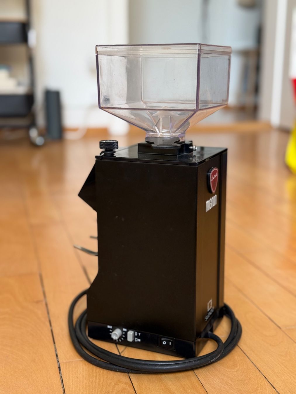 Eureka Elettrodomestici da cucina: Kaffeemühle Eureka Mignon Silenzio mit Holzdeckel – Usato da Zürich venduto da Saskia.str 3