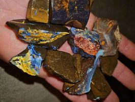 186 Gramm Australische Boulder Opal Rohsteine