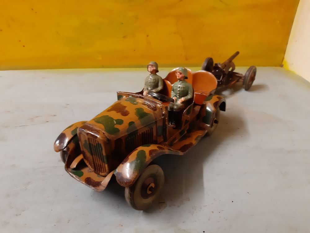 Kübelwagen et canon anti-char Tipco 2