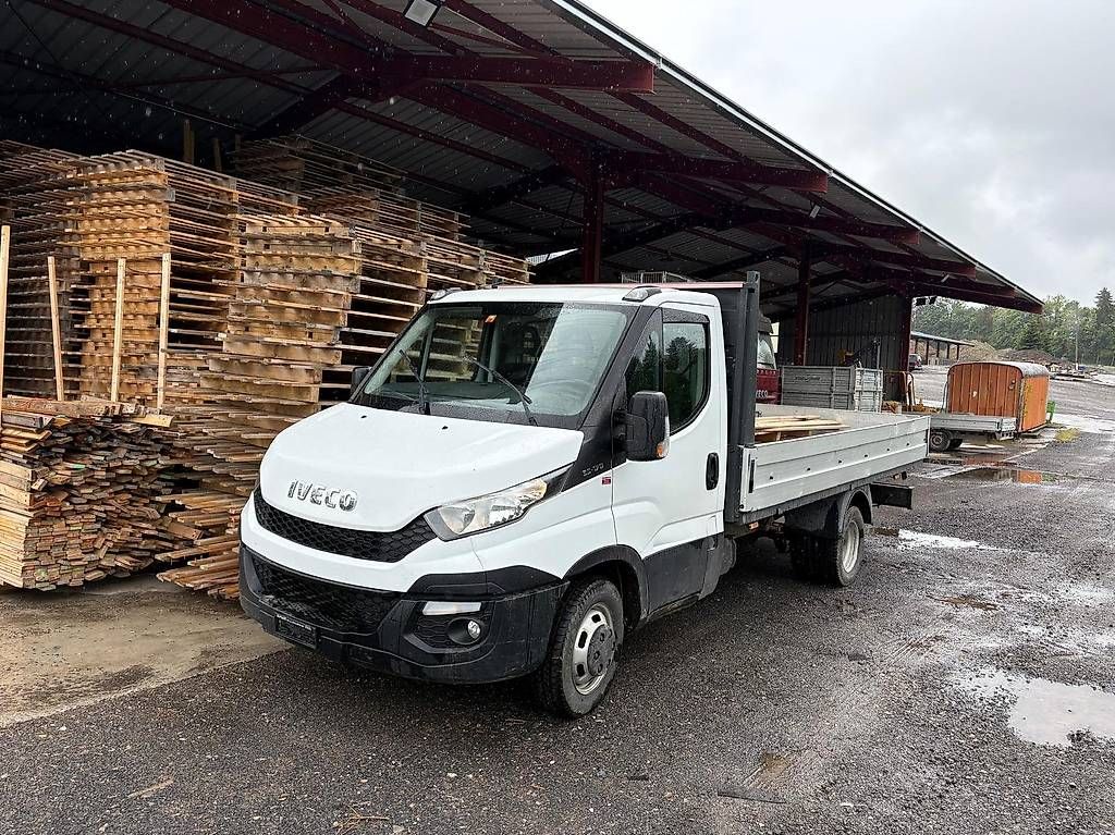 Veicoli commerciali: IVECO Daily 35C17 – Usato da Sommentier venduto da maxletouriste
