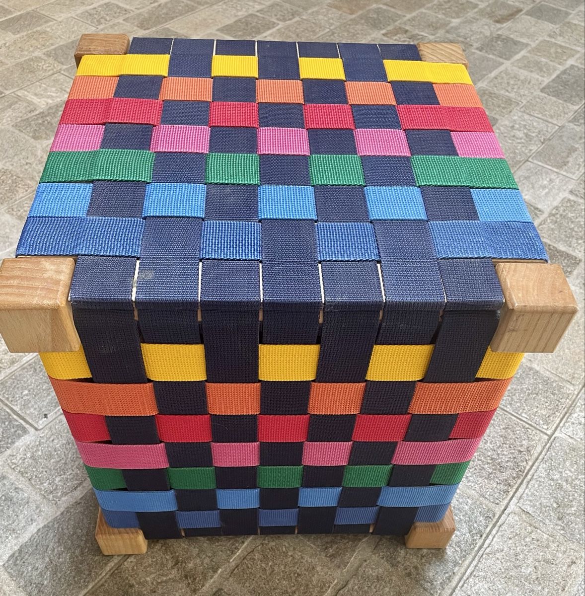 Sgabelli: Cooler Hocker aus Holz – Usato da Oberwil-Lieli venduto da Denise5 1