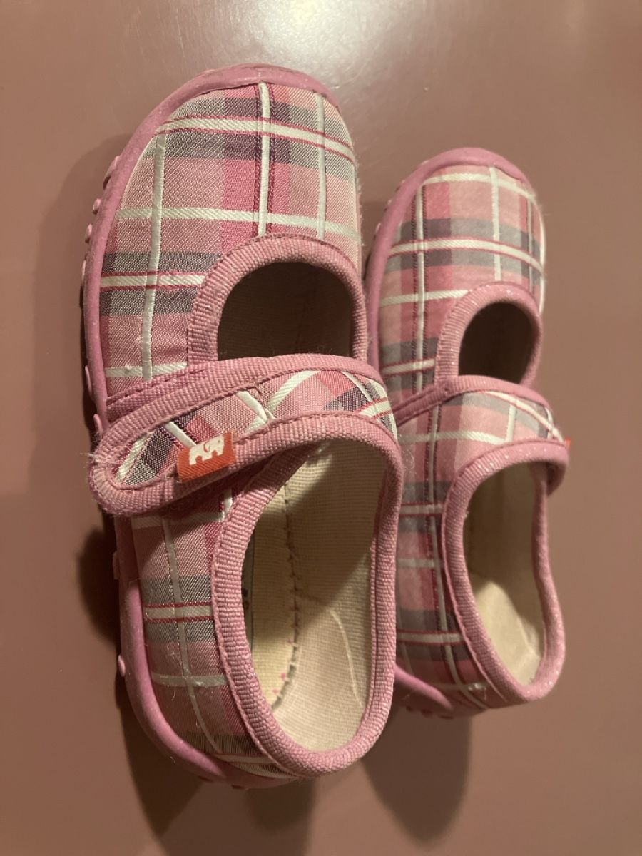 Elefanten Schuhe für Mädchen: Elefanten Finken, 25 – Gebraucht aus Winterthur von hirschgeweih 1