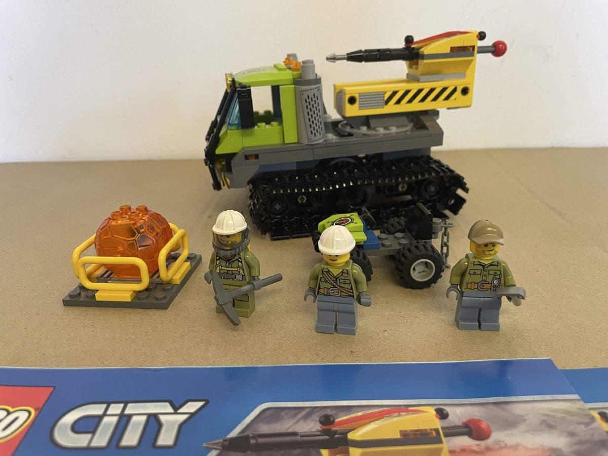 Lego Jeux de construction: Lego City Vulkan 60122 – D'occasion à Möriken AG par Peka01 1