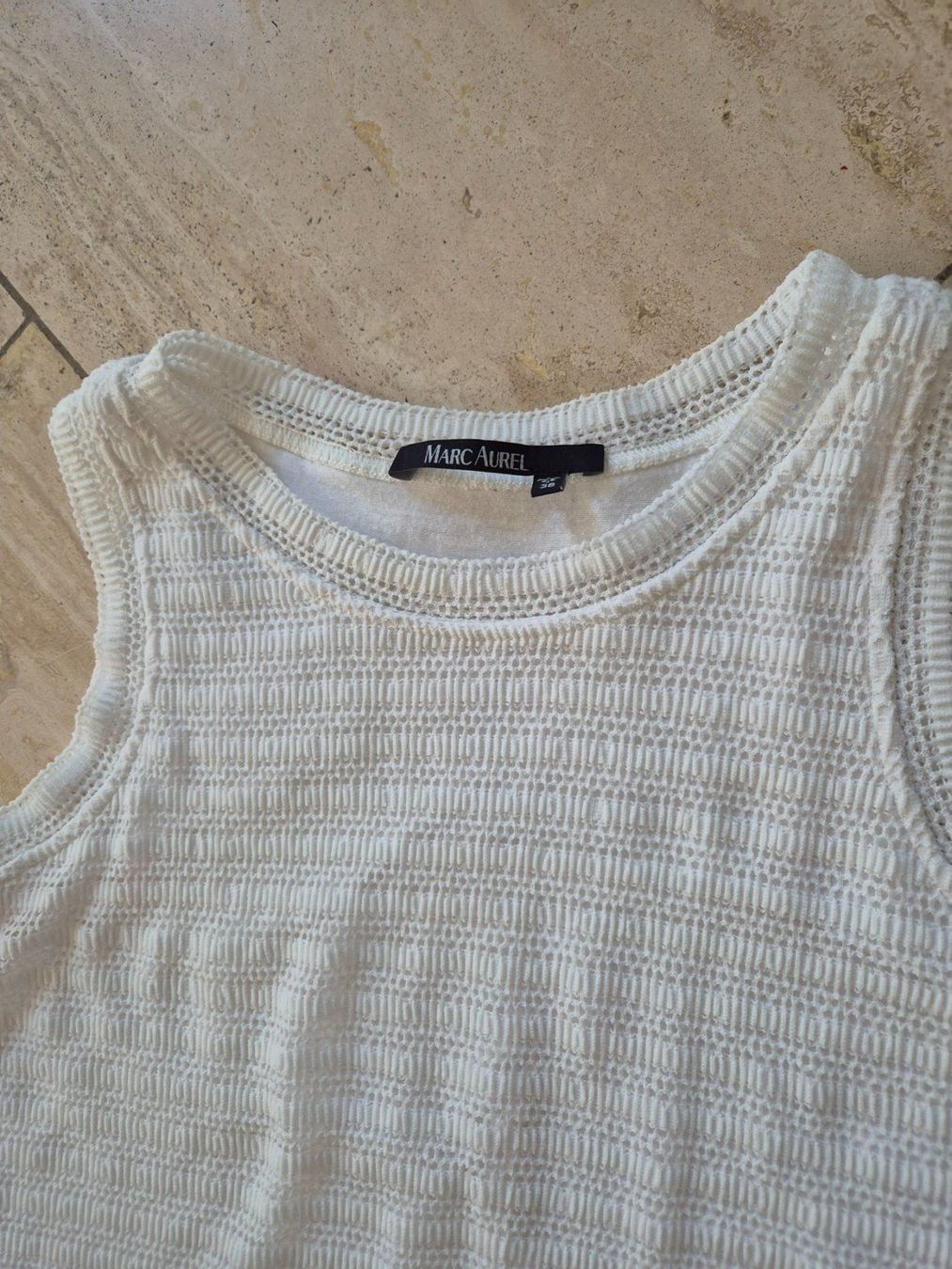 Lots de vêtements: SCHNÄPPCHEN Verschiedene Oberteile Marc Aurel, etc. – D'occasion à Chur par polly07 4