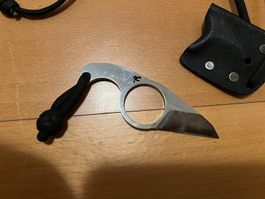 Fred Perrin Shark Tooth